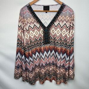French Blue Woman Zigzag Multicolor Beaded V-Neck Top Size 1X Bell Sleeves